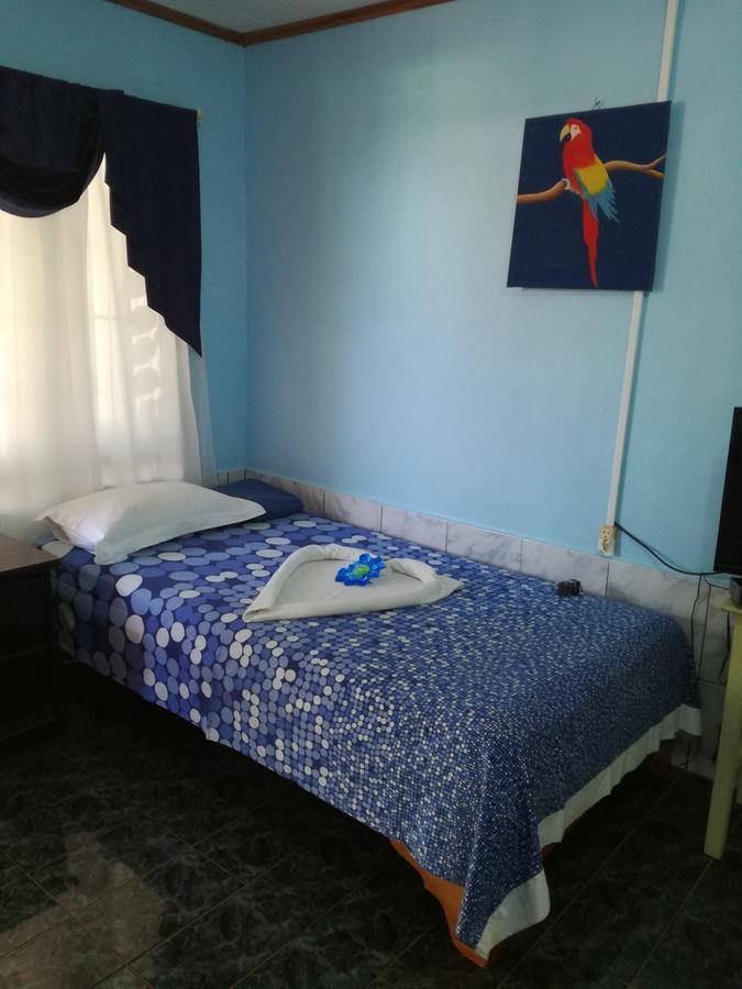 Hotel Margarita Sierpe エクステリア 写真